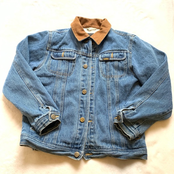 Lee Jackets & Blazers - Vintage Lee denim jacket size M